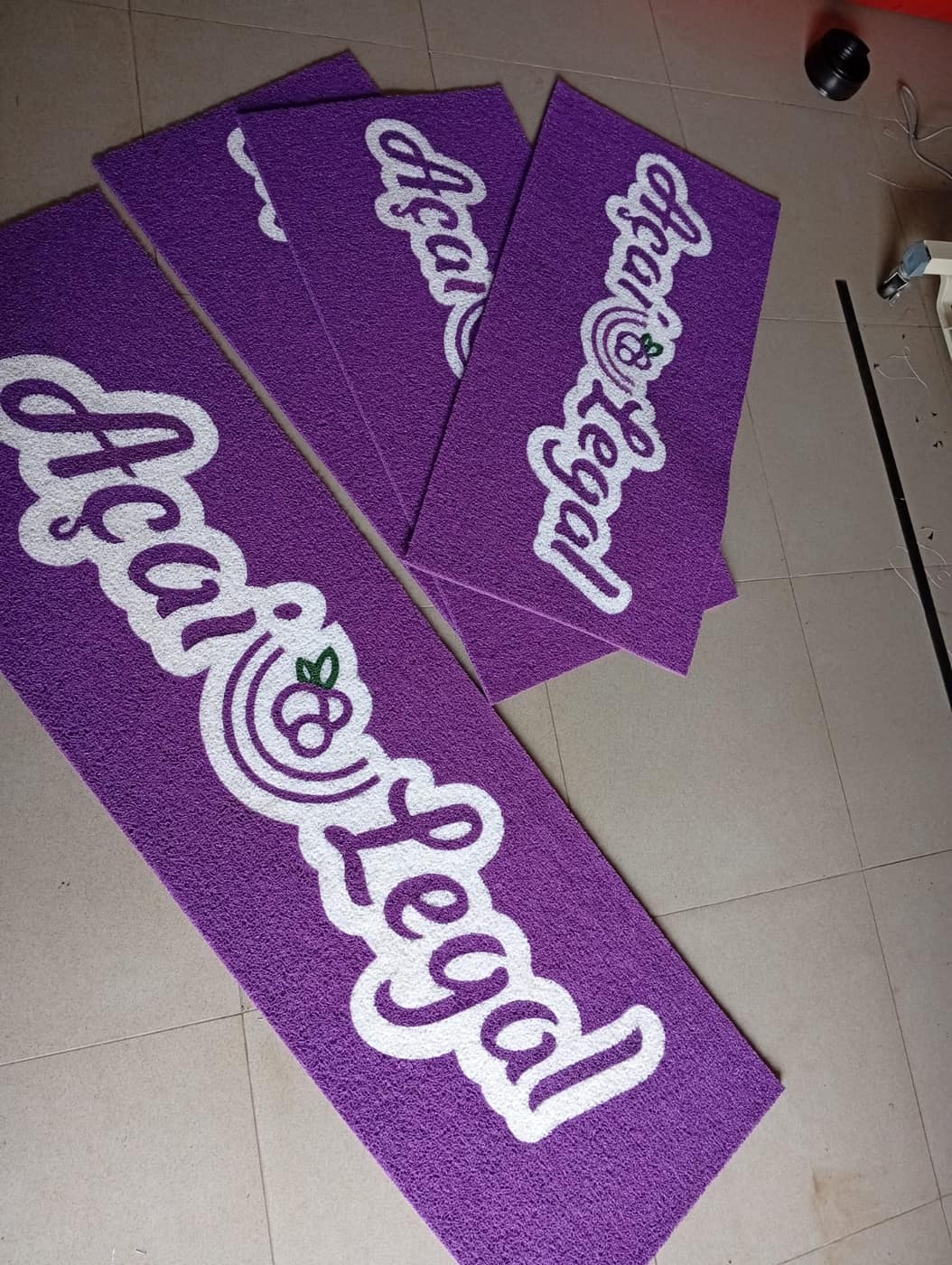 Tapete corporativo em fundo claro